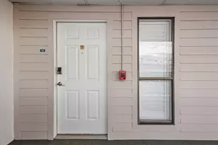 6102 Seawall Blvd, Galveston, TX 77551 - Photo 7