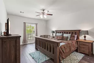 1995 Brentwood Dr, Alvin, TX 77511 - Photo 13