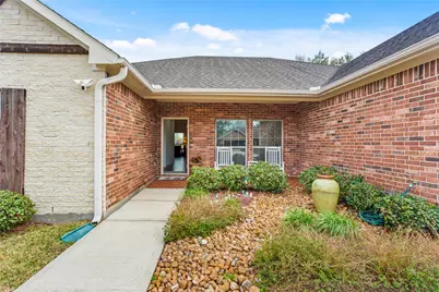 1995 Brentwood Drive, Alvin, TX 77511 - Photo 5