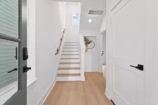 253 De Boll St, Houston, TX 77022 - Photo 5