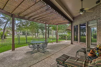 2015 Fairway Green Drive, Kingwood, TX 77339 - Photo 39