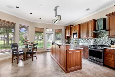 2015 Fairway Green Drive, Kingwood, TX 77339 - Photo 17