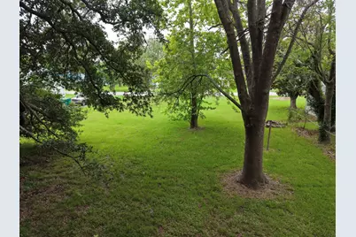 2320 Meadow Lane, La Marque, TX 77568 - Photo 1