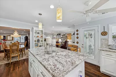 8611 Ferris Drive, Houston, TX 77096 - Photo 3