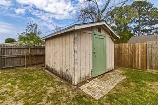 1605 Marlock Ln, Pasadena, TX 77502 - Photo 29