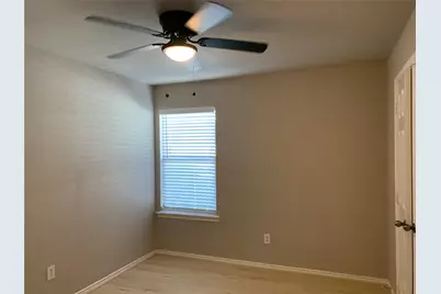 5739 Wandering Creek Drive, Richmond, TX 77469 - Photo 9