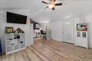 384 Phillips Rd, Onalaska, TX 77360 - Photo 15