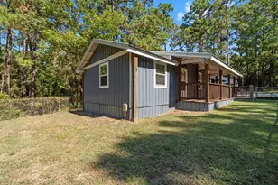 384 Phillips Rd, Onalaska, TX 77360 - Photo 7