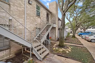10733 Braes Bend Dr, Houston, TX 77071 - Photo 3