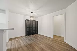 10733 Braes Bend Dr, Houston, TX 77071 - Photo 13