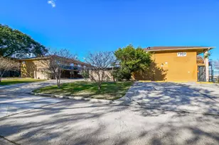 7906 Prestwood Dr, Houston, TX 77036 - Photo 45