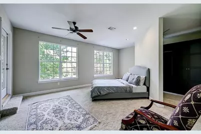 8 N Timber Top Drive, The Woodlands, TX 77380 - Photo 11