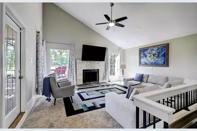 8 N Timber Top Drive, The Woodlands, TX 77380 - Photo 5