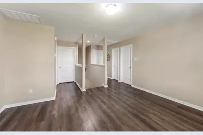 512 Forest Village Circle, La Marque, TX 77568 - Photo 21
