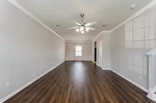 512 Forest Village Cir, La Marque, TX 77568 - Photo 7