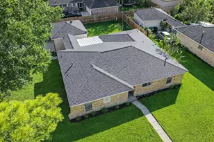 11503 High Star Dr, Houston, TX 77072 - Photo 25