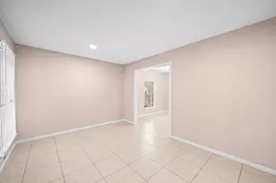11503 High Star Dr, Houston, TX 77072 - Photo 5