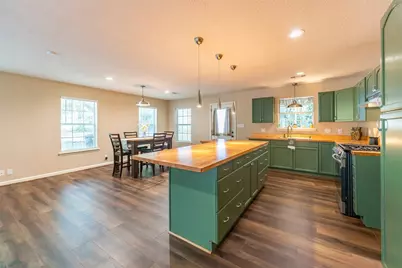 537 Mohawk Bend, Conroe, TX 77316 - Photo 19