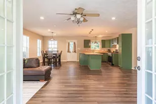 537 Mohawk Bend, Conroe, TX 77316 - Photo 5