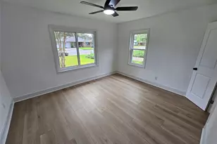 1300 Lawrence St, Rosenberg, TX 77471 - Photo 15