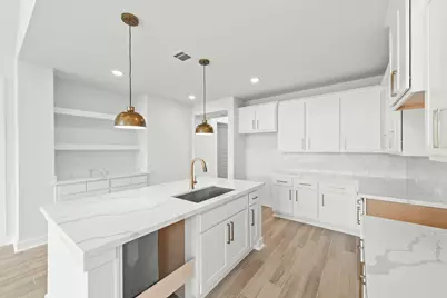 210 Sierra Stream Court, Conroe, TX 77304 - Photo 7