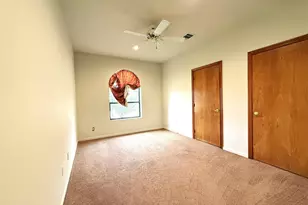 7110 W Mockingbird Ln, Pearland, TX 77584 - Photo 23