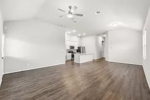 603 Walnut Branch Dr, Baytown, TX 77523 - Photo 9