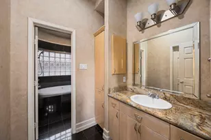 4039 Browning St, West University Place, TX 77005 - Photo 21