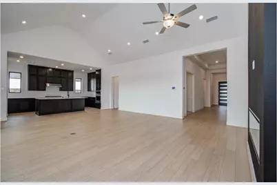 2015 Jade Manor Drive, Richmond, TX 77469 - Photo 3