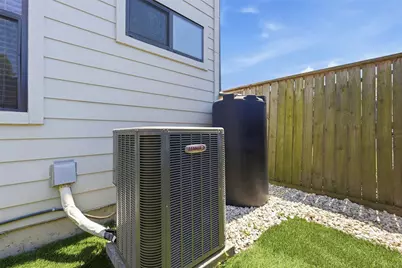 2403 Everett Street #A, Houston, TX 77009 - Photo 25