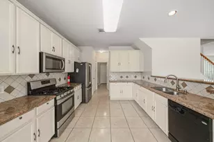 5511 Gable Meadows Dr, Sugar Land, TX 77479 - Photo 7
