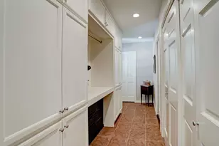 5442 Lincrest Ln, Houston, TX 77056 - Photo 19