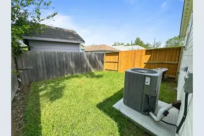 8141 Jeffery Street #A, Houston, TX 77028 - Photo 17