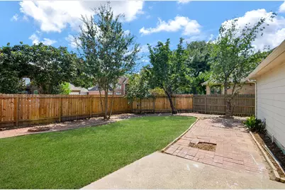 14811 Winterfair Drive, Houston, TX 77082 - Photo 31