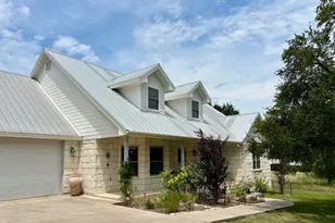 141 Chaumont St, Kingsland, TX 78639 - Photo 7