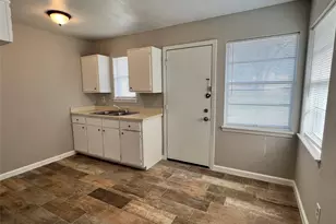 8713 Peachtree St, Houston, TX 77016 - Photo 3