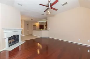 2201 Signal Hill Dr, Pearland, TX 77584 - Photo 19