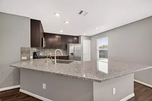 8932 Hollister Commons Ln, Houston, TX 77080 - Photo 17