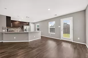 8932 Hollister Commons Ln, Houston, TX 77080 - Photo 9