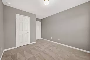 8932 Hollister Commons Ln, Houston, TX 77080 - Photo 25