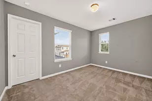 8932 Hollister Commons Ln, Houston, TX 77080 - Photo 29