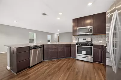 8932 Hollister Commons Lane, Houston, TX 77080 - Photo 13