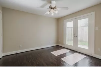 8632 Meadowcroft Drive, Houston, TX 77063 - Photo 21