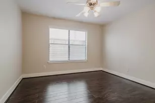 8632 Meadowcroft Dr, Houston, TX 77063 - Photo 19