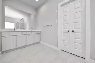 11810 Royal Willow Ln, Houston, TX 77066 - Photo 23