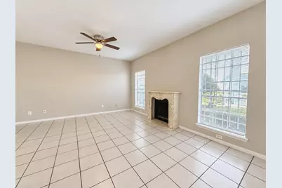 7352 Regency Square Court #7352, Houston, TX 77036 - Photo 5