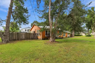 701 W Foley Street, Alvin, TX 77511 - Photo 19