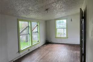 5745 Newport St, Houston, TX 77023 - Photo 13