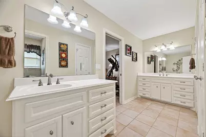 16217 Lakeview Drive, Jersey Village, TX 77040 - Photo 23