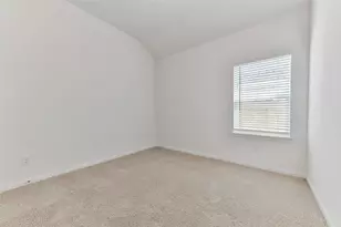 3014 King Oaks St, Baytown, TX 77251 - Photo 17